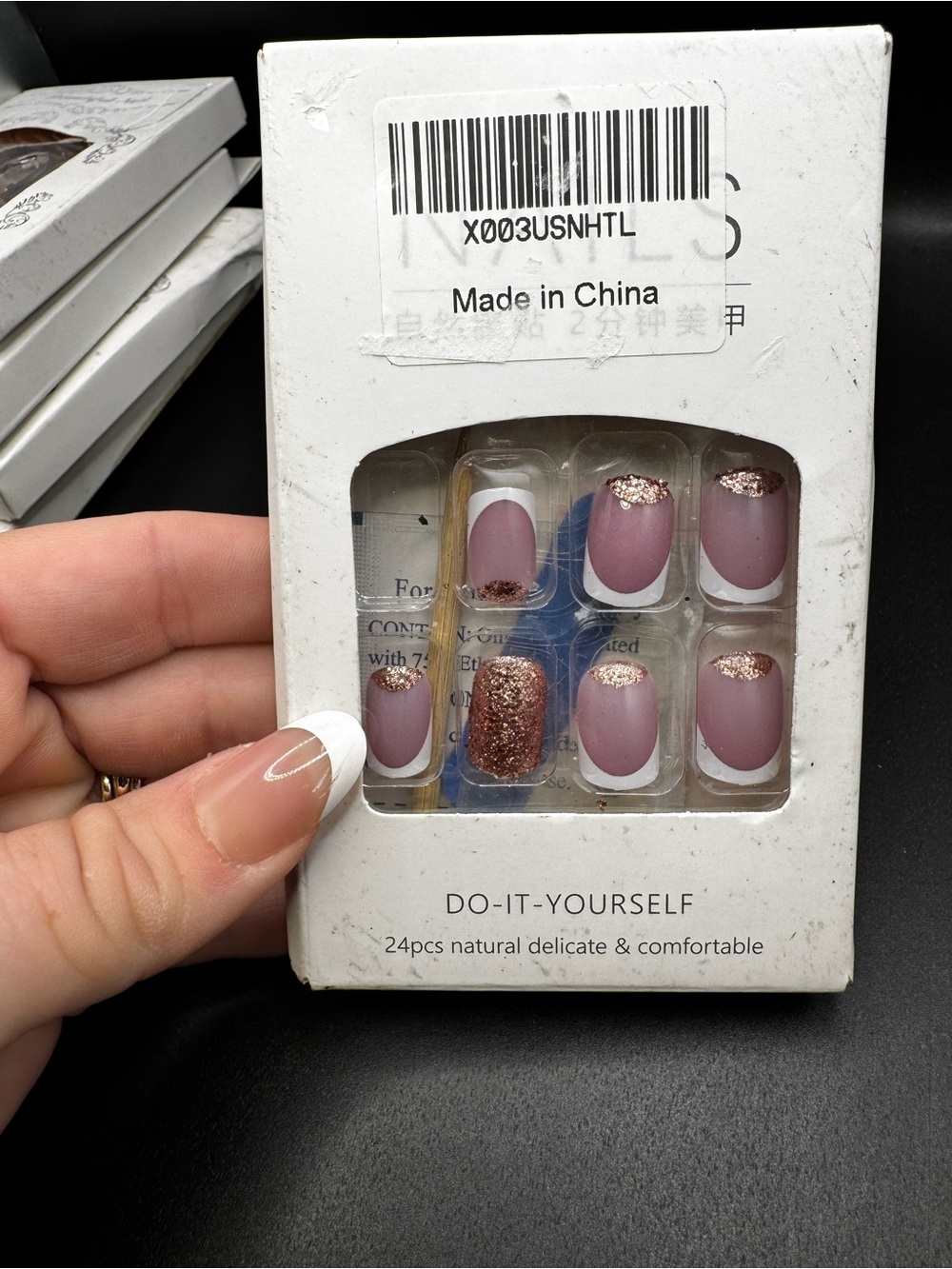5/$25 NWT Mauve & Rose Gold Glitter Press-On Nail Set